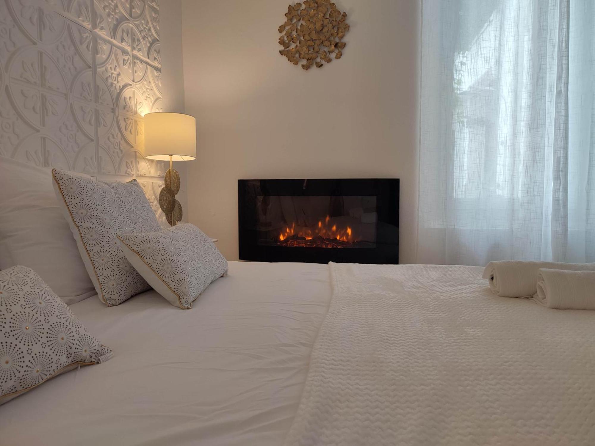 Les Loges De Montauban Apartment ภายนอก รูปภาพ